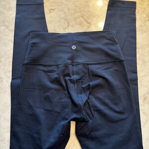 Lululemon size 6 navy leggings